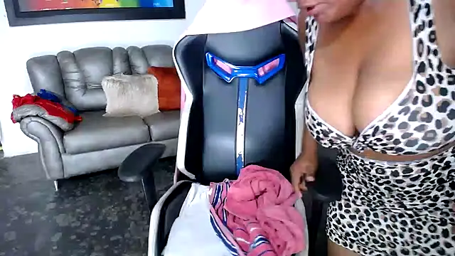 marysol83 online show from October 17, 2:26 am