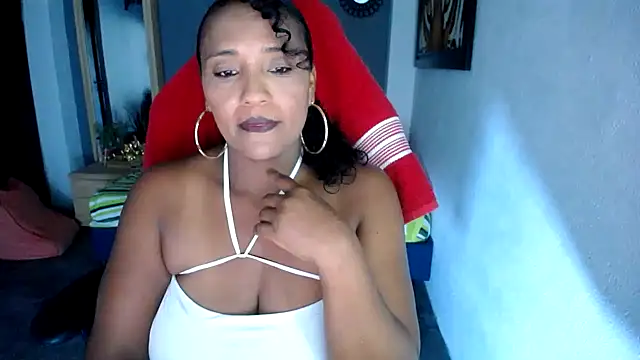 marysol83 online show from March 15, 1:51 am