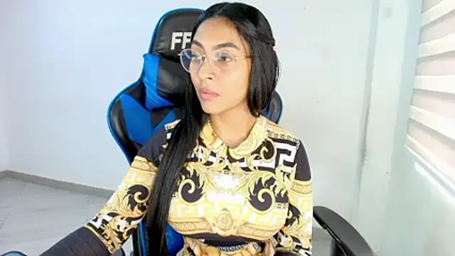 sophiax-x online show from February 13, 3:57 pm