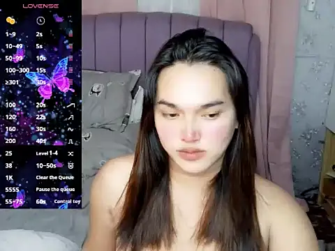 MoaningKylie online show from March 6, 7:14 am