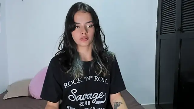 Abby Saenz01 online show from November 4, 6:13 pm