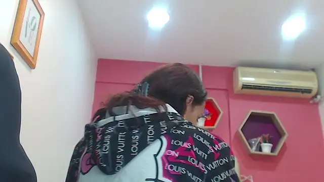 Amber Moore online show from September 10, 12:43 am