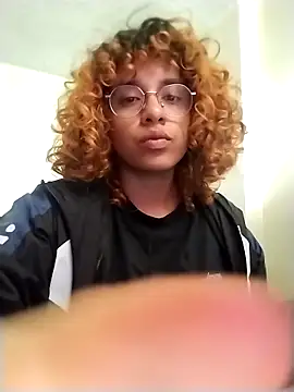 EmmaMelissa0521 online show from February 4, 5:05 pm