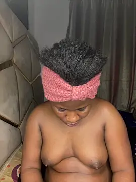 catty3232 online show from September 18, 4:33 am