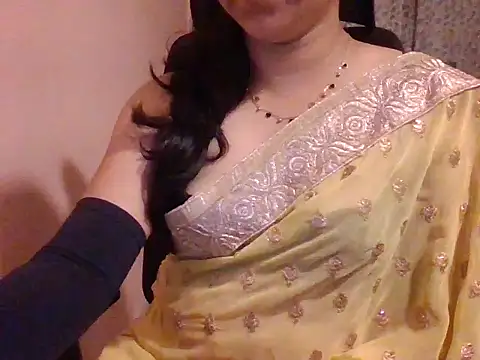 Pinky 4 online show from September 13, 5:32 pm