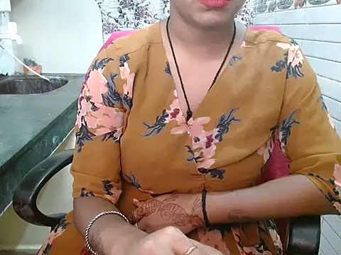 LovingPihu online show from October 17, 6:49 am