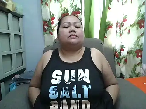 hornyKENDAH online show from April 21, 3:46 am