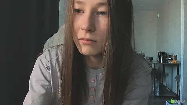 Courtney Luv online show from March 26, 11:34 am