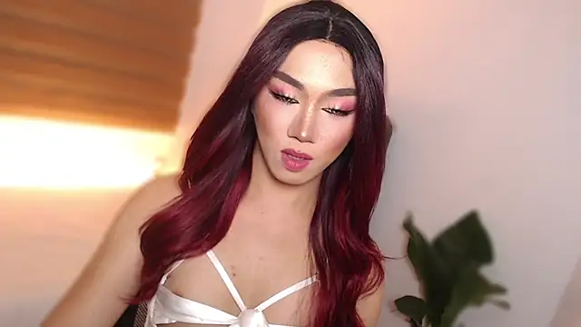 Mariadel Hilton online show from September 9, 1:44 pm