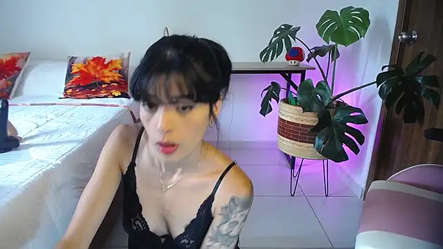 maggie kay online show from November 4, 3:50 pm