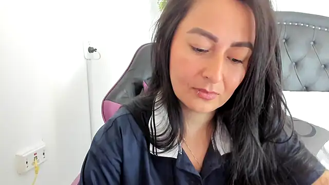 sahara1802 online show from February 18, 5:06 am