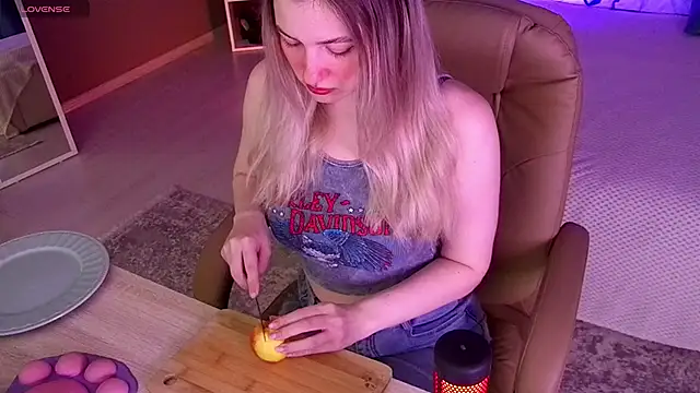 elinanortas online show from September 30, 1:11 am