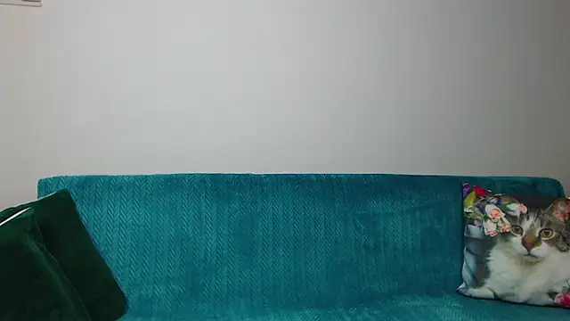 SaraDaisy online show from October 23, 5:08 pm