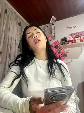 MadisonCambel online show from September 19, 4:11 am