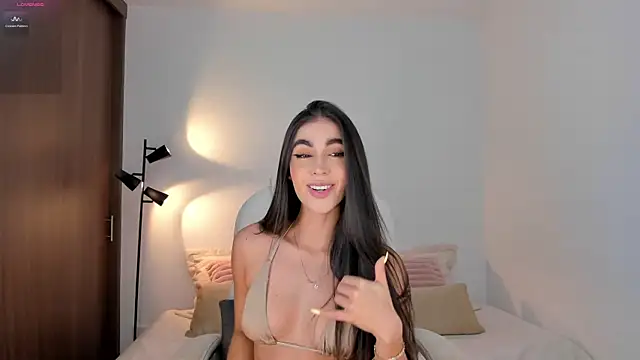 RebeccaBaxter online show from April 28, 12:08 am