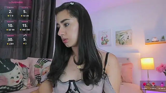 annadu011 online show from December 18, 2:55 pm