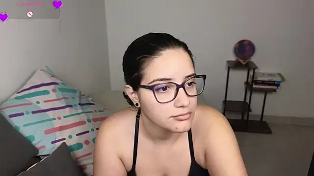 blue  moon  online show from April 14, 4:01 am