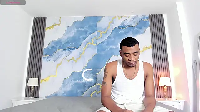 Kylieandjhonny online show from December 4, 9:48 pm