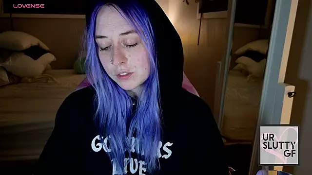 ursluttygf online show from April 10, 1:22 am