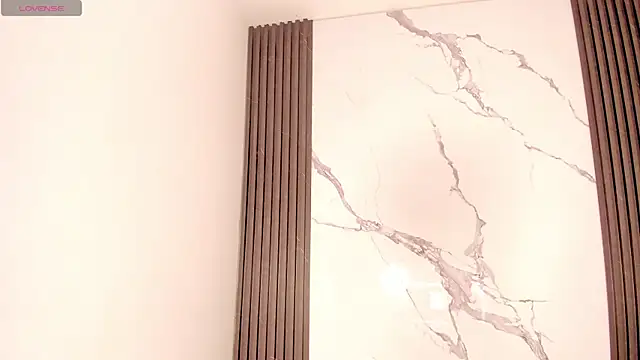 Rianamanson online show from November 14, 6:02 am