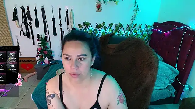 elektra 32 online show from December 16, 4:46 pm