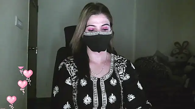 Cute Sonii online show from April 20, 12:08 pm