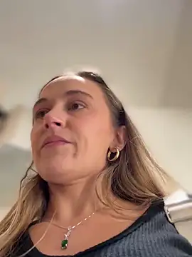 lunagirl13 online show from October 7, 6:01 pm