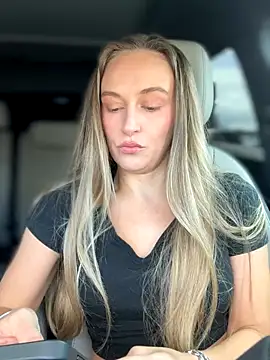 lunagirl13 online show from September 26, 4:48 pm