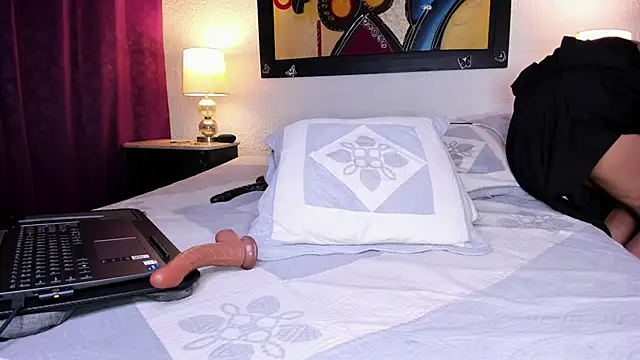 Zahra Elena online show from December 1, 4:38 am