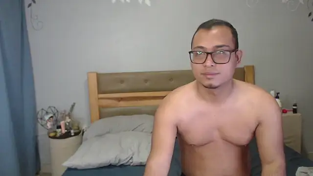 couplesex ve online show from October 17, 1:25 pm