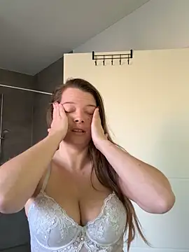 newMichelle online show from October 2, 6:29 am