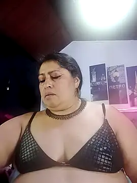 Keyla01  online show from April 17, 9:50 pm