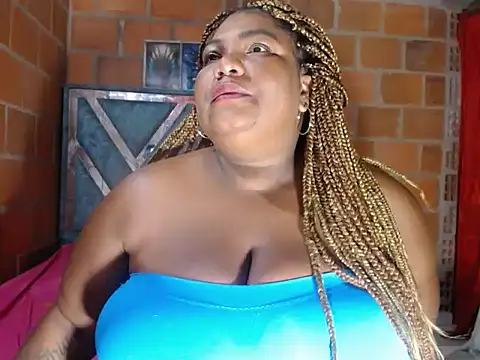 bustyboobsxxll online show from March 7, 1:07 pm