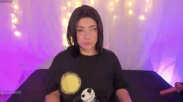 lucy26  online show from October 7, 2:38 am