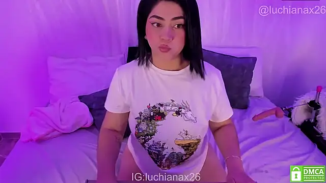 lucy26  online show from January 9, 3:55 am