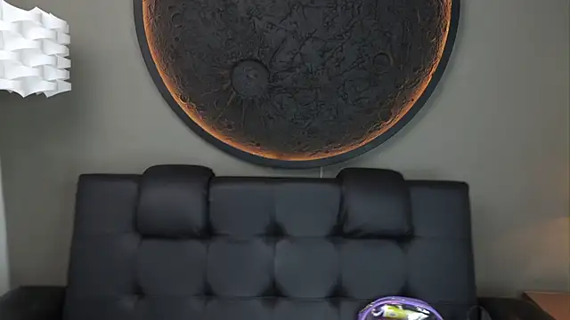 miss vaiolette online show from October 22, 11:04 am