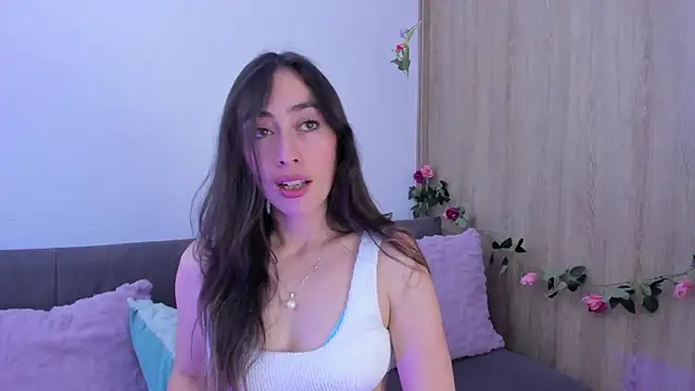 Amatiista online show from September 10, 4:07 pm