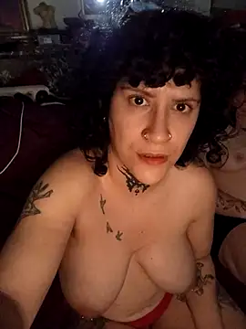 callmelouve online show from December 21, 10:24 pm