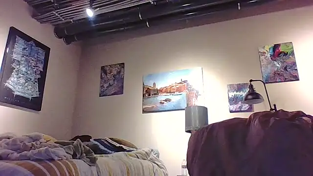 eatmeplease44 online show from February 21, 6:30 pm