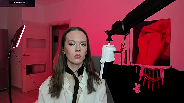 SharkyBaby online show from March 11, 6:43 pm