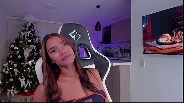 liagirl cute online show from January 13, 2:17 am