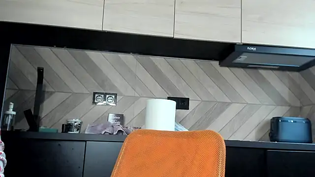 karo123421 online show from December 5, 7:08 am