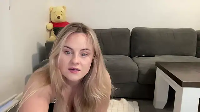 bigboobybabyxh online show from April 2, 8:23 am