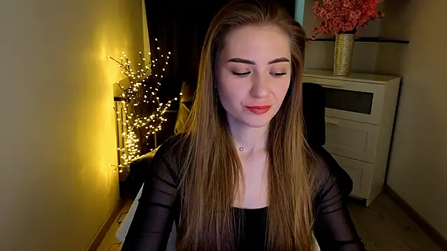 Adelyna Bird online show from March 19, 8:18 am