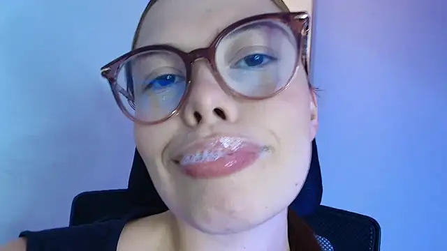 lisbet21x online show from February 7, 8:24 pm