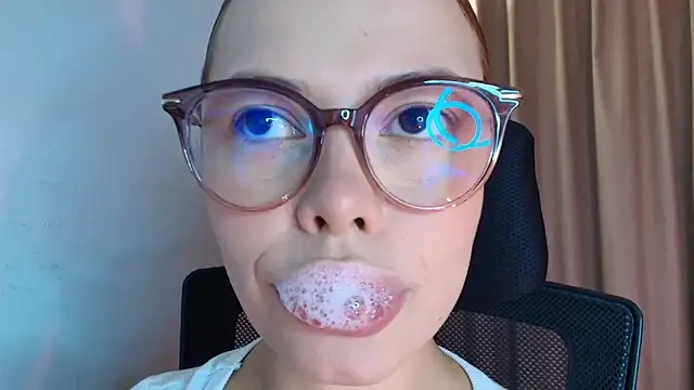 lisbet21x online show from March 12, 11:07 pm