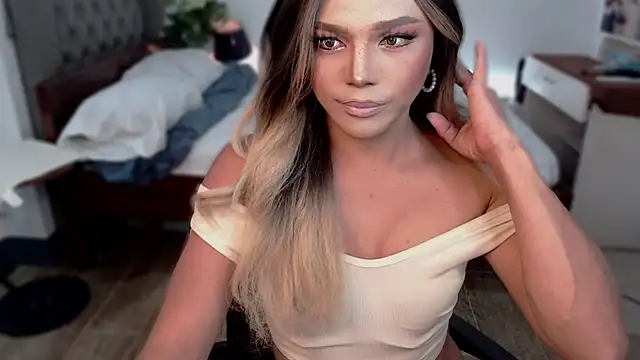 liaa lurrecams online show from September 24, 4:17 pm