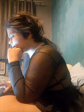 niCuNin online show from October 13, 5:10 am