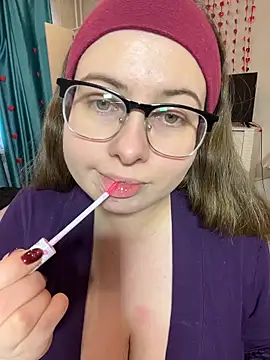 DienkaGreen online show from February 22, 1:45 pm