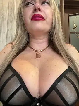 Kittenforyou online show from March 18, 1:27 pm